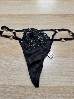Victoria's Secret Black Strappy Floral Ring-Accent Thong